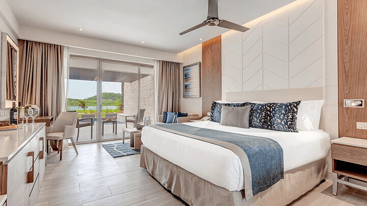 Diamond Club™ Luxury Junior Suite 